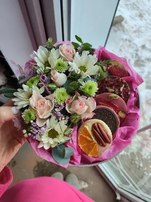 Подарок Цветы, конфеты, фрукты №23 с доставкой в Уфе - di-gifts