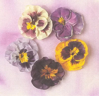 Цветы из атласных лент (64 фото) - пошаговые мастер-классы для начинающих