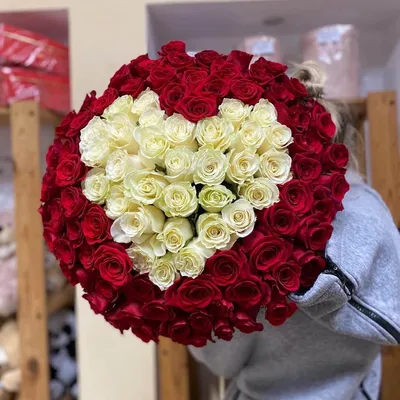 Коробочка-сердце с цветами и ягодами - заказать в интернет-магазине «La  Bouquet»