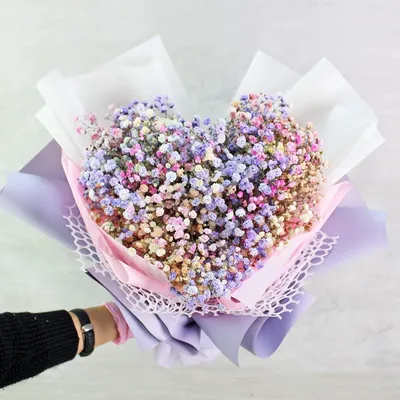 Цветы в шляпных коробках : Ящик с цветами в виде сердца