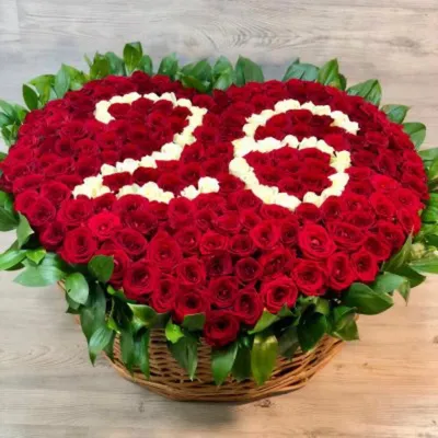 Купить Коробка в форме сердца с пионовидной кустовой розой в Нижнем  Новгороде