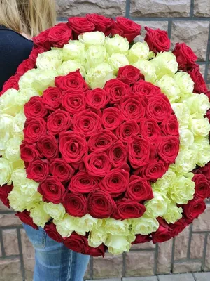 Розовые розы в коробке в виде сердца купить с доставкой в Москве | Заказать  букет цветов недорого