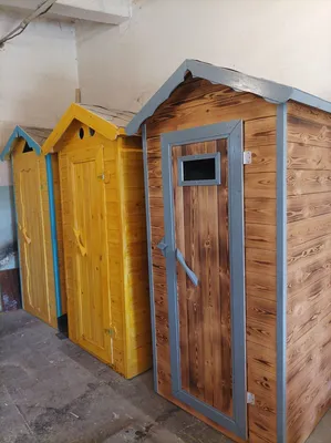Туалет уличный дачный деревянный, цена в Красноярске от компании ПаркСтрой