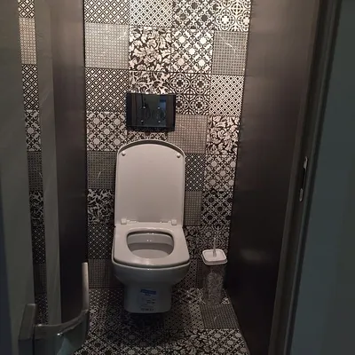 Ремонт туалета плиткой под ключ - цена отделки туалета в Москве в Москве