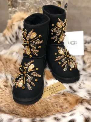 Купить мини угги в стразах розовые UGG Jimmy Choo Mini Serein II Pink за  7490 руб, доставка бесплатно