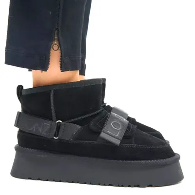 Купить черные угги на платформе UGG Classic Mini Platform Black за 11490  руб.