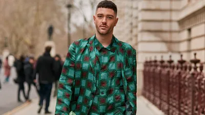 Уличная мода: фото стильных мужчин на Неделе моды в Лондоне | GQ Россия