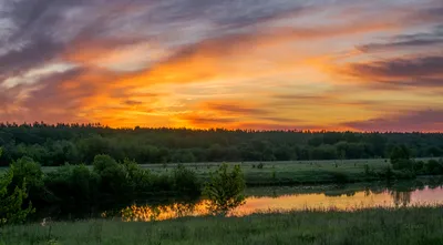 Утреннее небо с восходом солнца на фоне природы Стоковое Изображение -  изображение насчитывающей ландшафт, красивейшее: 164119795