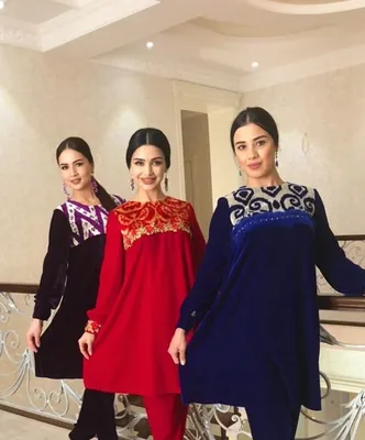Узбекские наряды на показе мод в Индии — Anons.uz