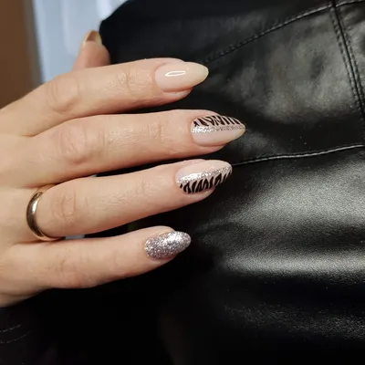 lelac.nails - Коррекция ногтей гелем Френч, рисунок гель... | Facebook