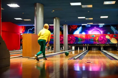 ASTRO BOWLING