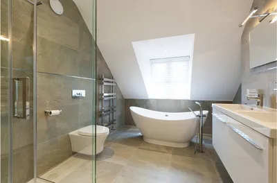 Ванные комнаты на мансарде: как оформить и организовать пространство |  Noken | Noken