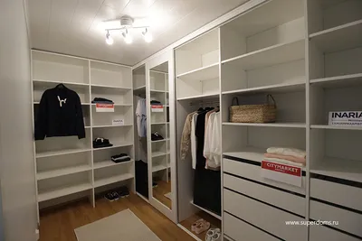 С чем совместить гардеробную в интерьере квартиры: компактные и удобные  решения