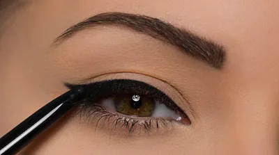Стрелки для разных форм глаз: фото, отзывы | Beauty Insider