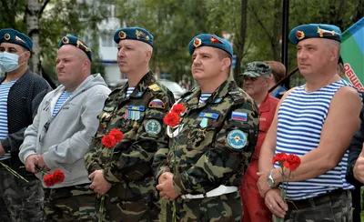 ЗНАК 90 ЛЕТ ВДВ НИКТО КРОМЕ НАС. | За заслуги Москва медали, знаки, ордена,