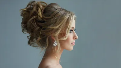 Современные Вечерние Прически Своими Руками + 160 ФОТО | Estilos de peinado  para boda, Peinado de fiesta cabello corto, Peinados