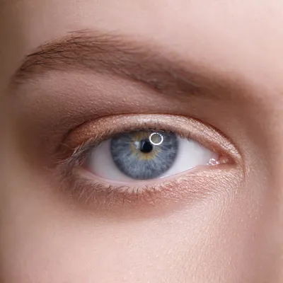 awesome Красивый макияж для голубых глаз (50 фото) — Повседневный и вечерний  образ пошагово Читай больше… | Макияж для голубых глаз, Макияж, Макияж для  зеленых глаз