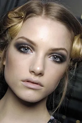 Как сделать вечерний макияж глаз? - Журнал Beautify.com.ua - йога,  гармонія, краса!