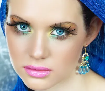 40 идей для макияжа глаз: фото стильных мейков, которые ты сможешь повторить
