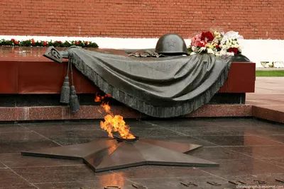 Мемориал Вечный огонь на Красной площади