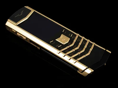 Vertu Signature Gold- описание, отзывы. На оригинал Верту цена снижена