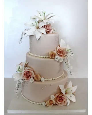 Сучасні весільні торти з фото | Замовити сучасний весільний торт