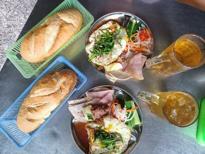 Еда во Вьетнаме стоковое изображение. изображение насчитывающей обед -  190932691
