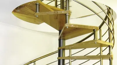 Правильная винтовая лестница на второй этаж своими руками и ее состав |  Дом, Современная лестница, Винтовые лестницы