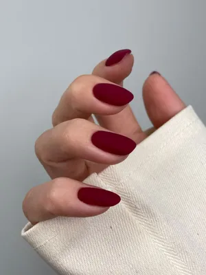 Cherry Red Nails Are Trending: 7 Mani Ideas We've Saved | Who What Wear