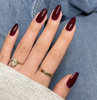 What Is the Cherry Mocha Nails Trend? | Makeup.com