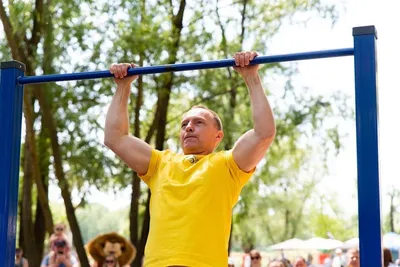 ПРАВАЯ РУКА МЕРА АЛЕКСАНДР ЛОМАКО... - Чернігівський Кисіль | Facebook