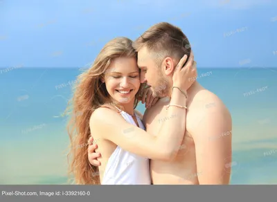 Романтической фото силуэта парня и девушка на берегу моря #картинки #фото  #силуэт #любовь #влюбленные #закат #парень_и_девушка #море #… | Силуэт,  Закаты, Влюбленные