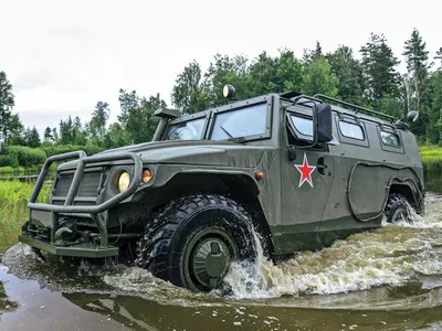 ГАЗ-2330 «Тигр» — российский многоцелевой бронеавтомобиль, 1/56