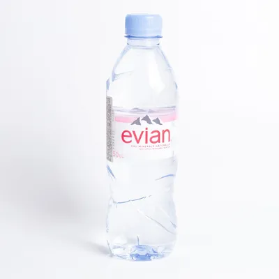 Вода Evian негазированная 500 мл купить с доставкой на дом по цене 160  рублей в интернет-магазине