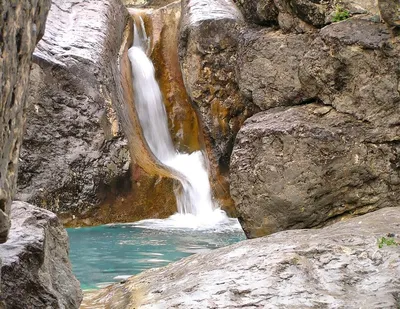 Последствие ливней: Самый высокий водопад Крыма обрел наибольшую за 50 лет  мощь - KP.RU