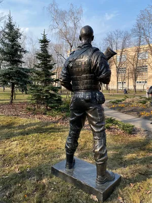 Памятники военным, памятник воину ВСУ, героям-защитникам Украины