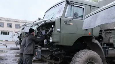 Модель ICM Советский военный грузовик КамАЗ 4310 (ICM35001) купить | ELMIR  - цена, отзывы, характеристики