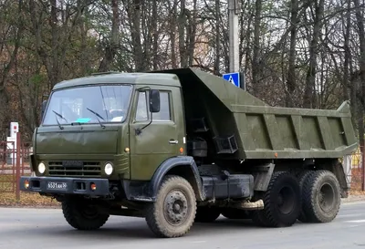 В ОРЛО военный КамАЗ столкнулся с легковым авто: есть пострадавшие |  DonPress.com