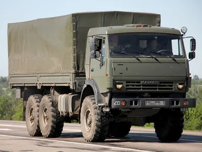 Военный камаз вездеход сломался на дороге, доставил на ремонт в В/Ч———-😜  Эвакуация грузовых автомобилей 24/7 Звони, мы поможем💪 ☎… | Instagram