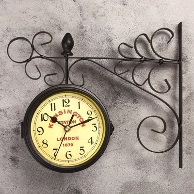 Старые вокзальные часы с римскими цифрами, созданные с помощью  генеративного ии | Премиум Фото