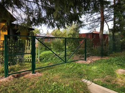 Забор с воротами | Дизайн ограды, Крытые дворики, Деревянные заборы