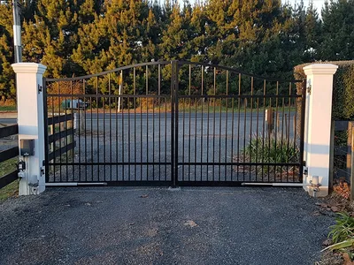 Виды откатных ворот для загородного дома | Ренталь