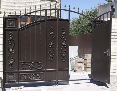 Металлические ворота и калитки любой сложности в Казани