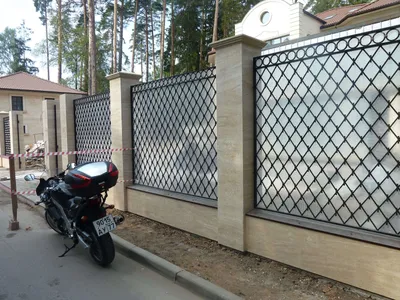 Кованые ворота с поликарбонатом - купить недорого в Санкт-Петербурге -  Заборкин