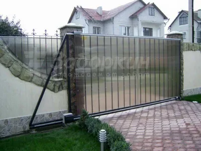 Распашные ворота из профнастила под навес из поликарбоната — купить в  Москве с установкой, цена от 80636 руб.