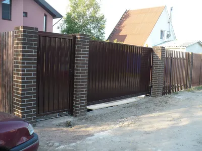 Откатные ворота с кирпичными столбами 3000x1800 купить по выгодной цене