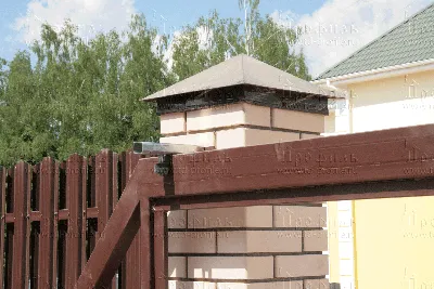 Откатные ворота алюминиевые с кирпичными столбами купить в Калининграда |  Цена на откатные ворота алюминиевые с кирпичными столбами