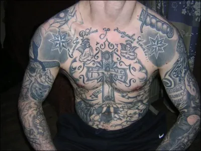 Тюремные татуировки: расшифровка значений и символики - tattopic.ru