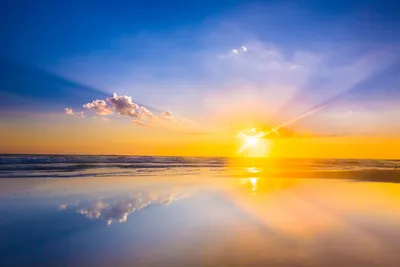 Скачать обои море, волны, пляж, солнце, облака, отражение, восход, зеркало,  раздел пейзажи в разрешении 2048x1365