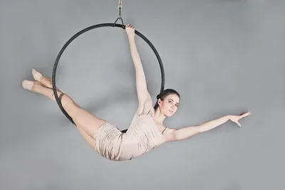 Гимнастика на воздушном кольце для начинающих - Pole Dance студия ПИЛОНиЯ